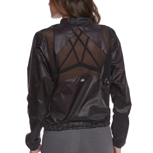 ALO Yoga Women's Black Lightweight Sunset After Yoga Jacket. Size M - Picture 5 of 14